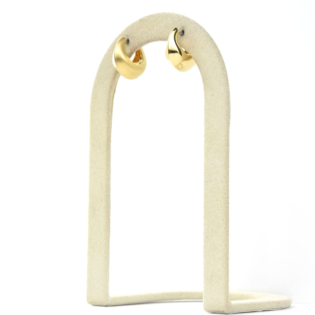 Tao Huggie Hoops - Goldmakers Fine Jewelry