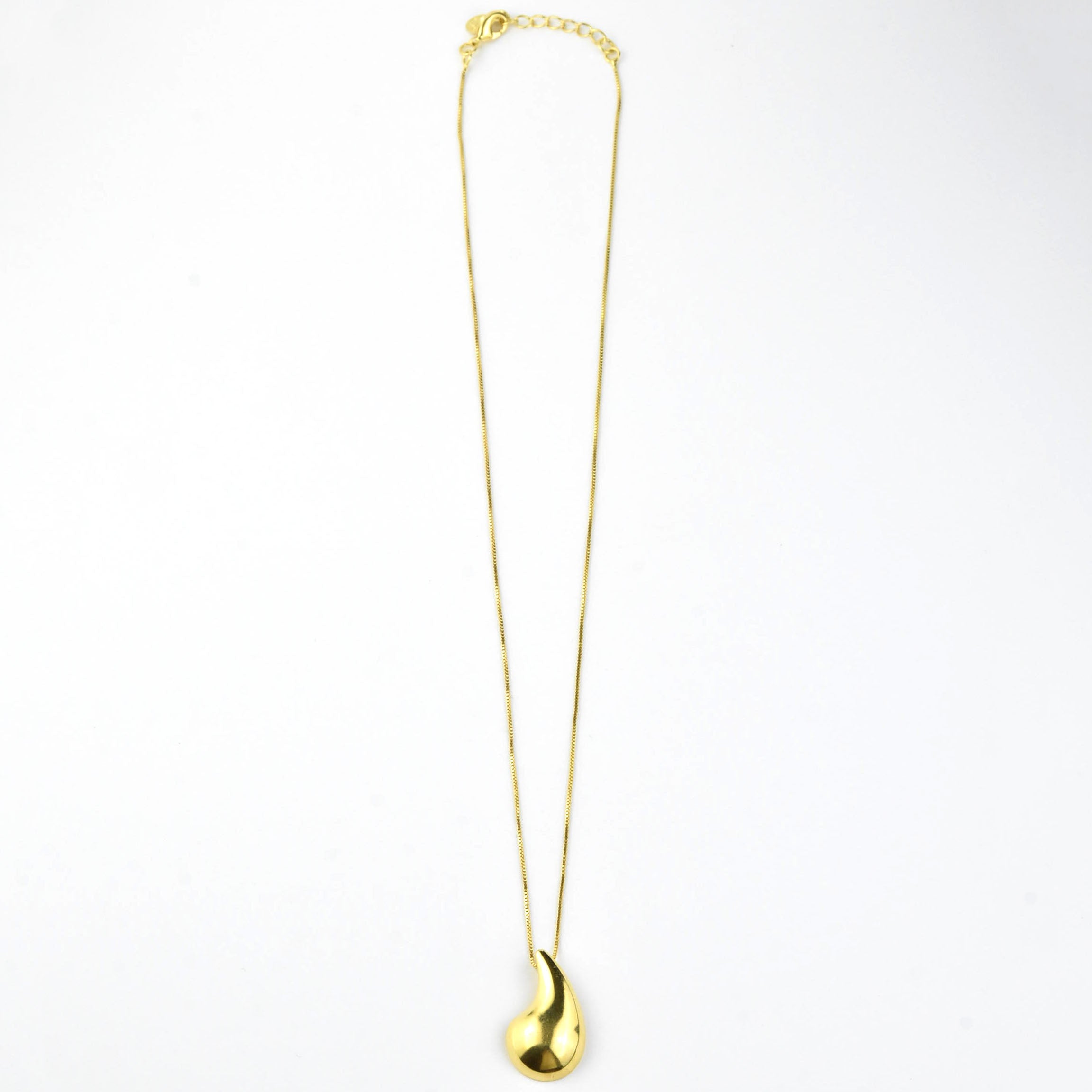 MORELLATO 2904 １POINT GOLD ONYX ALMOND MOTIFS NECKRACE Black Onyx Teardrop Pendant in 14kt Yellow Gold
