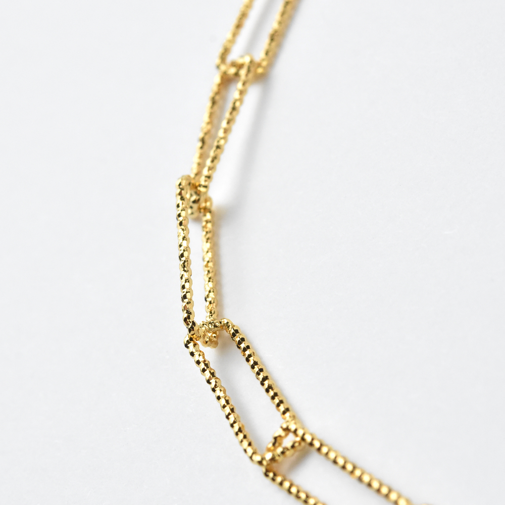 Delle Textured Paperclip Bracelet - Goldmakers Fine Jewelry