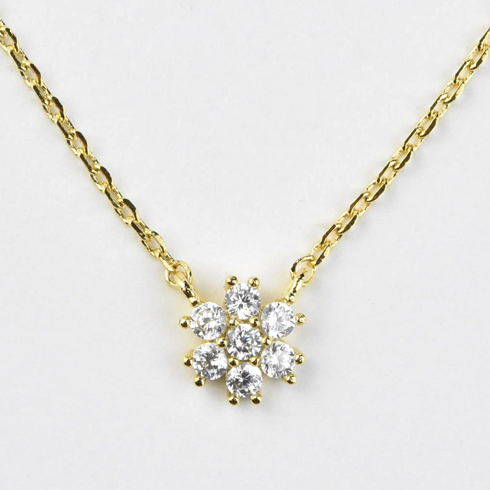 Petite Daisy Necklace - Goldmakers Fine Jewelry