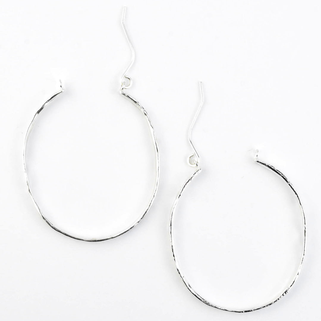 Thin Makiki Large Oval Hoops