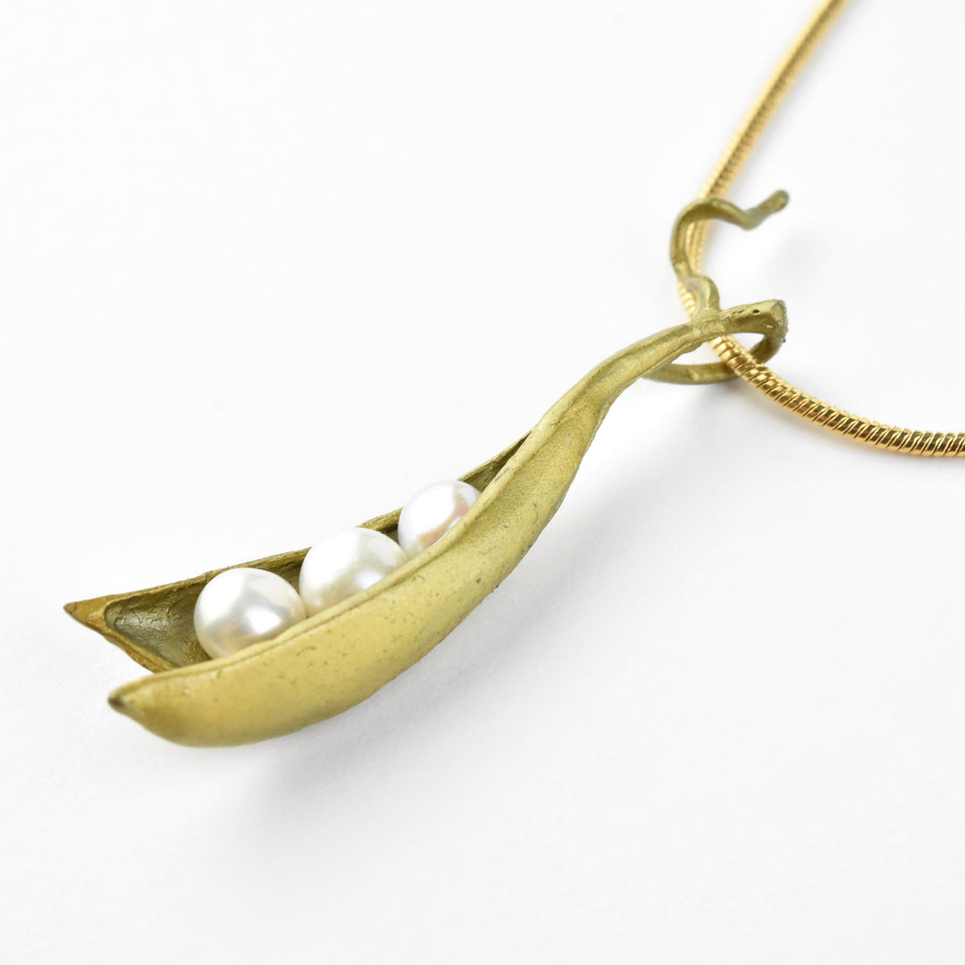 Three Peas in a Pod Necklace