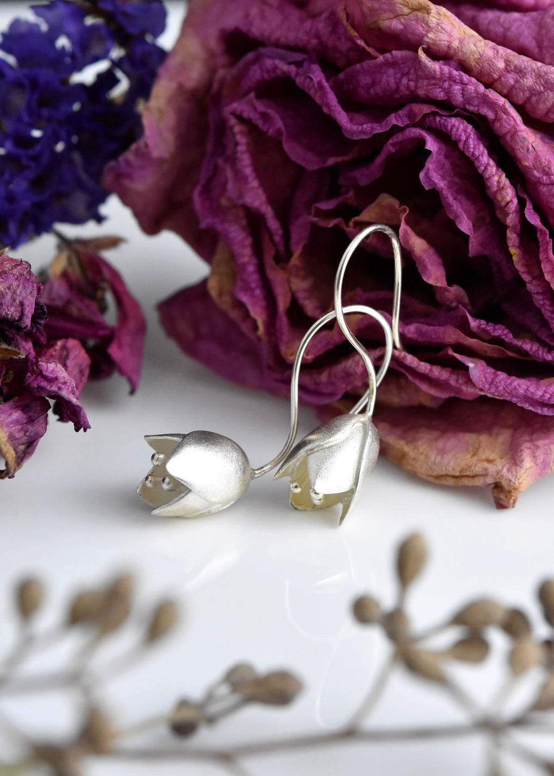 Tulip Wire Drop Earrings - Goldmakers Fine Jewelry
