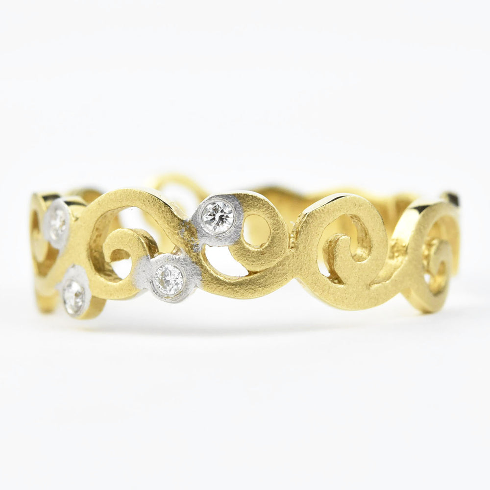 Twirl Diamond Band in 14k Gold - Goldmakers Fine Jewelry