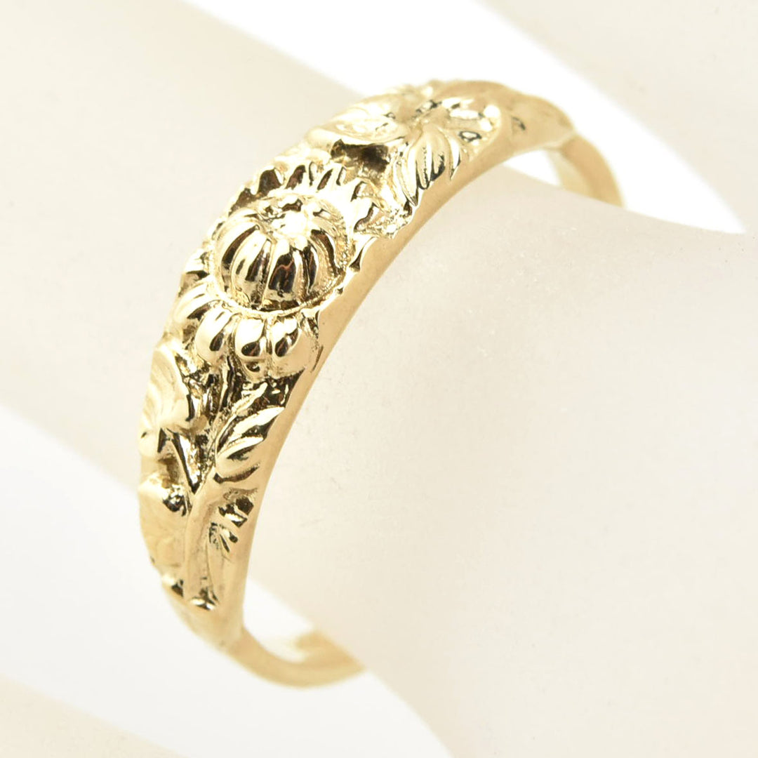 Victorian Bouquet Band in 14k Gold