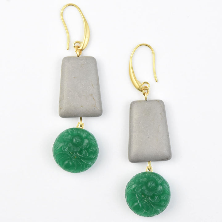 Vintage Green Glass Earrings - Goldmakers Fine Jewelry