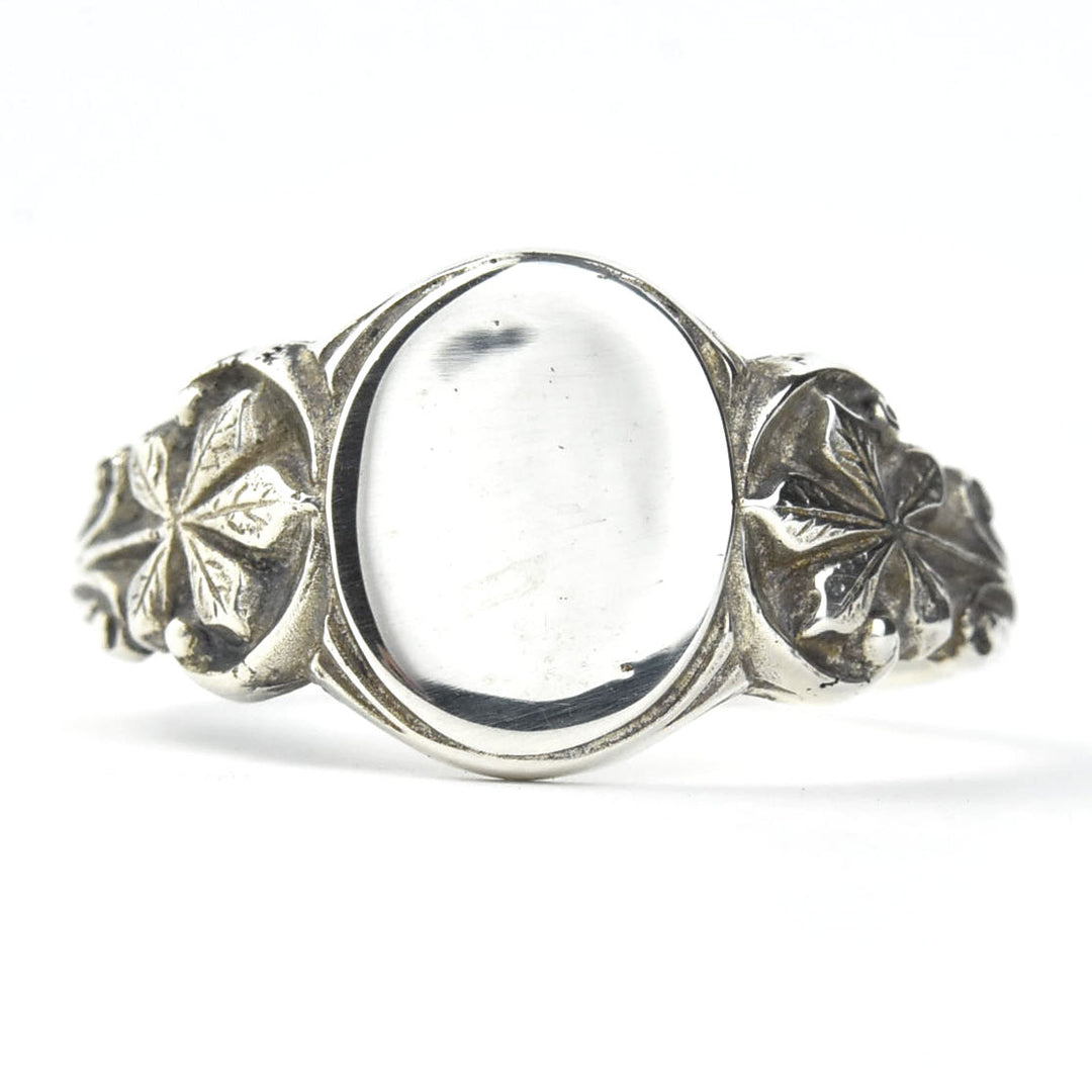 Virginia Signet Ring in Sterling Silver