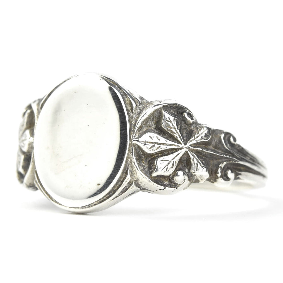 Virginia Signet Ring in Sterling Silver