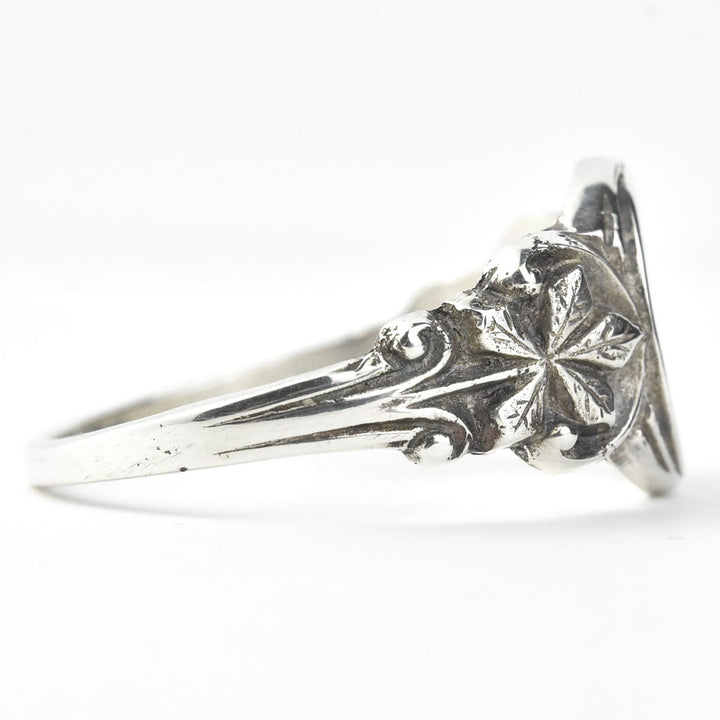 Virginia Signet Ring in Sterling Silver