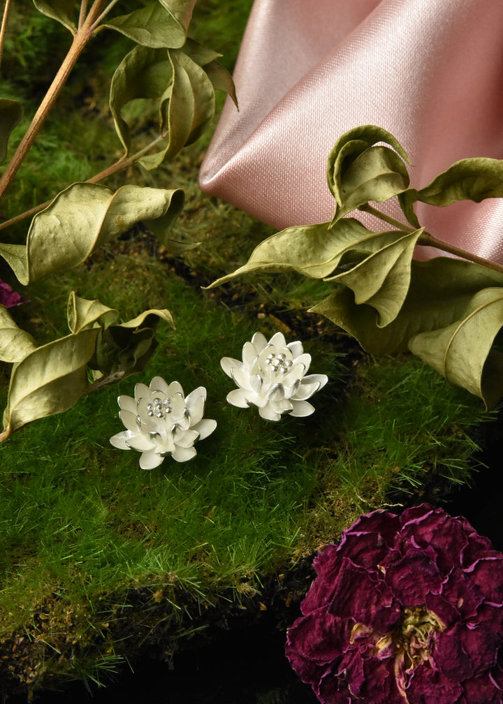 Waterlily Post Earrings