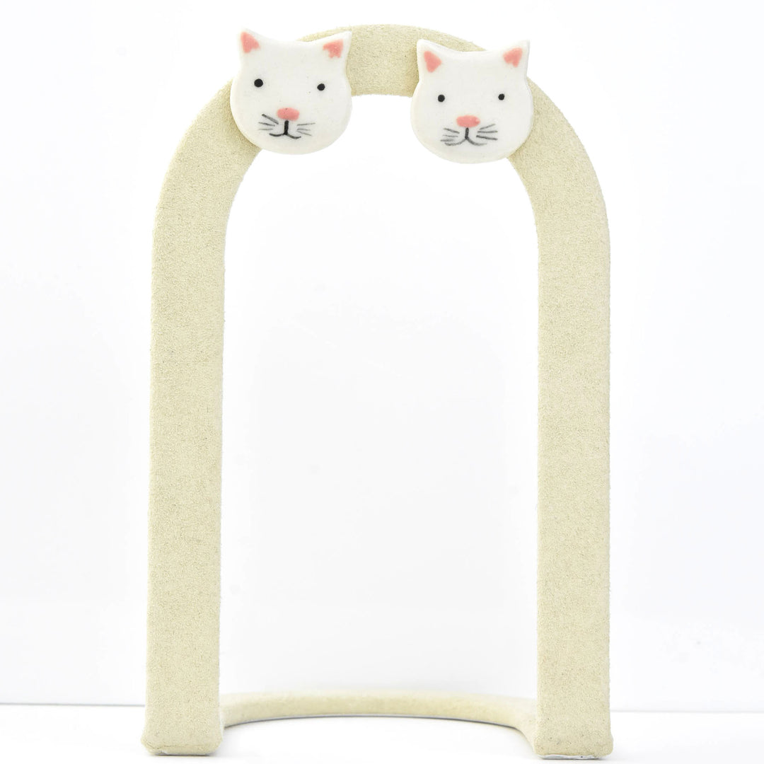 White Kitty Studs - Goldmakers Fine Jewelry