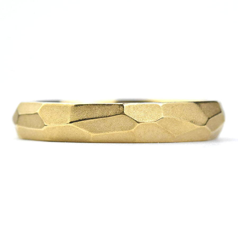 Faceted Band in Yellow Gold 3mm - Goldmakers Fine Jewelry
