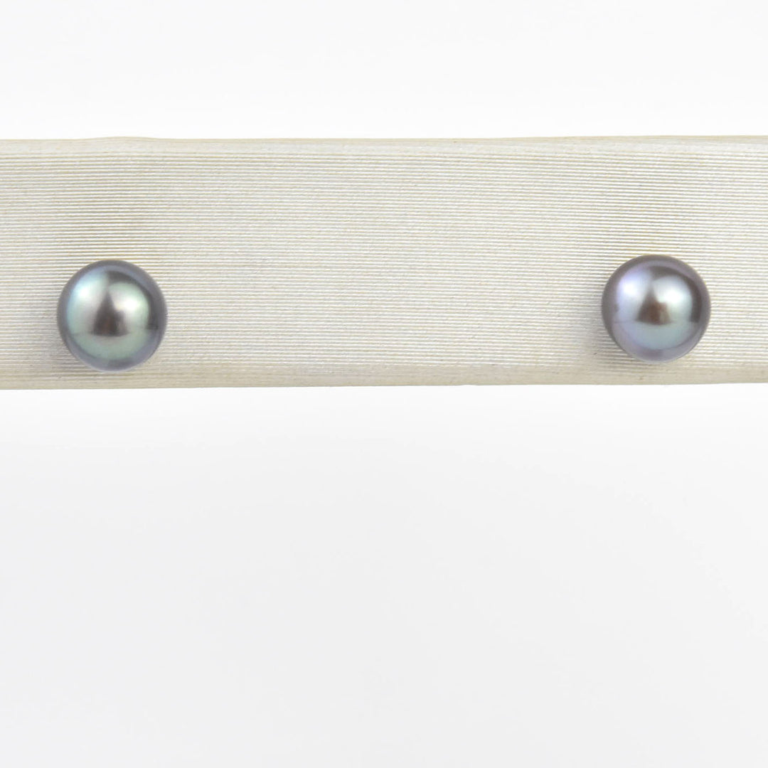Black Pearl Studs, 14k Yellow Gold - Goldmakers Fine Jewelry