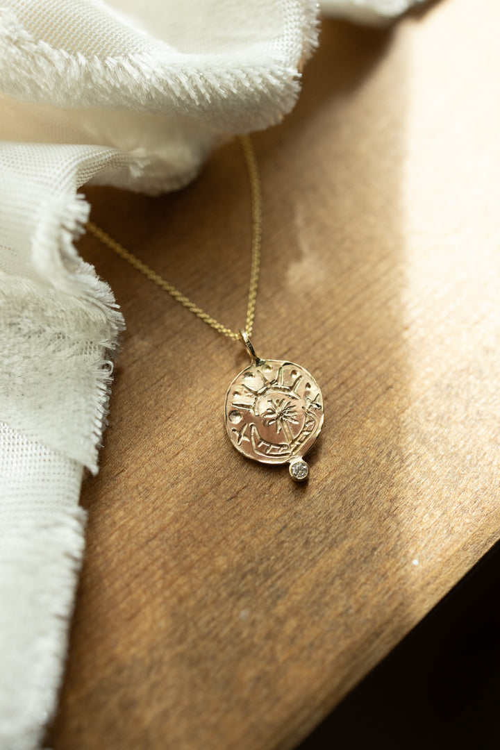 Flower Pendant with Diamond in 14k Yellow Gold