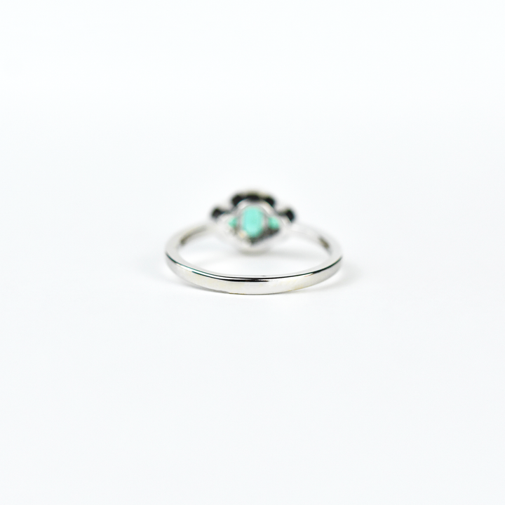 The Elizabeth Emerald and Diamond Ring - Goldmakers Fine Jewelry