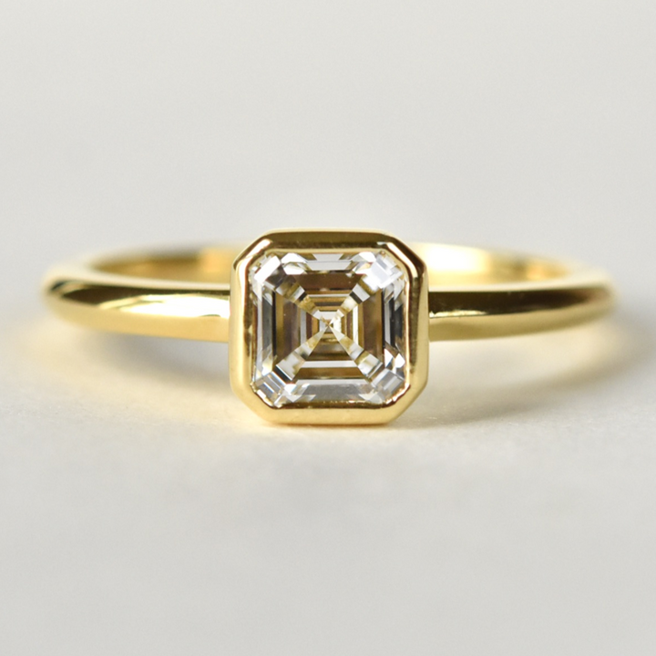 Asscher-cut Diamond Engagement Ring - Goldmakers Fine Jewelry