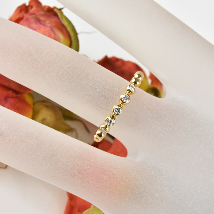 Diamond Bubble Band in Yellow Gold - Goldmakers Fine Jewelry
