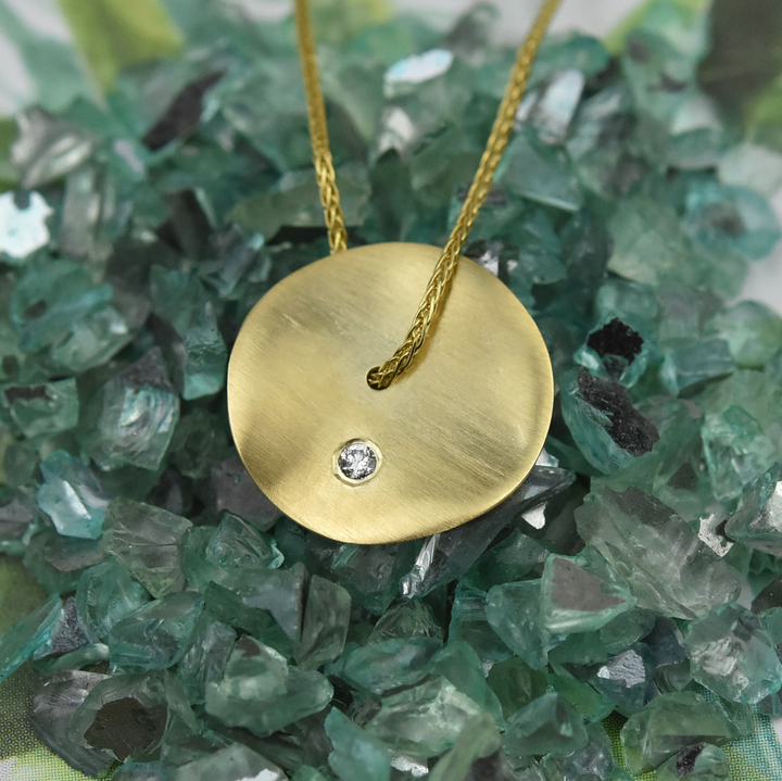 Melted LP Diamond Necklace in Yellow Gold - Goldmakers Fine Jewelry