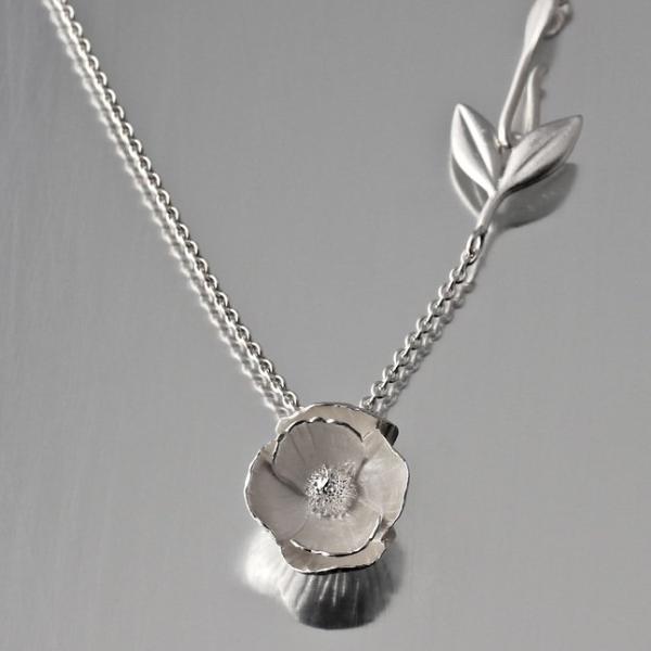 Poppy Pendant Necklace - Goldmakers Fine Jewelry