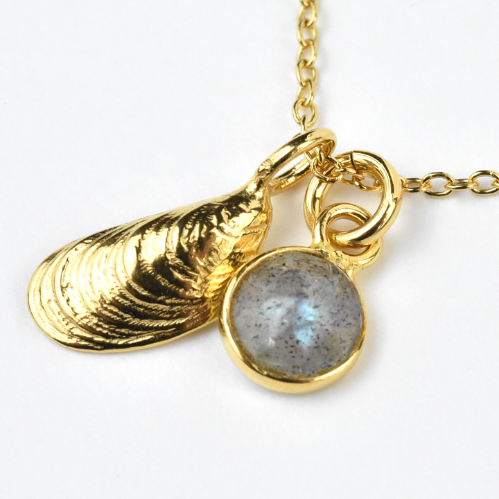 Micro Serenity Shell Bezel Necklace - Goldmakers Fine Jewelry