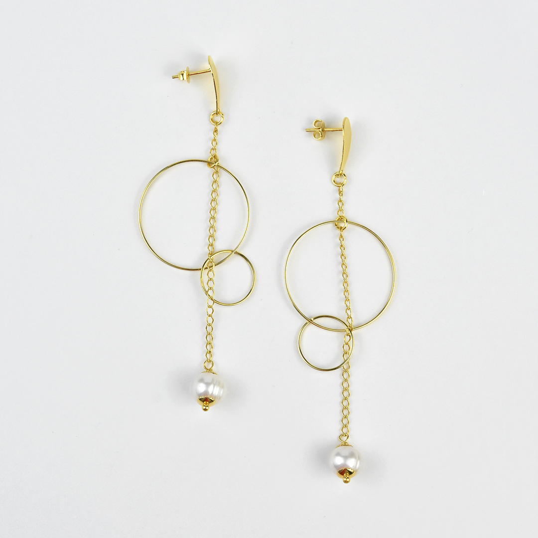 Circle Pearl Chain Earrings - Goldmakers Fine Jewelry