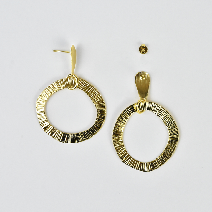 Textured Golden Loops - Goldmakers Fine Jewelry