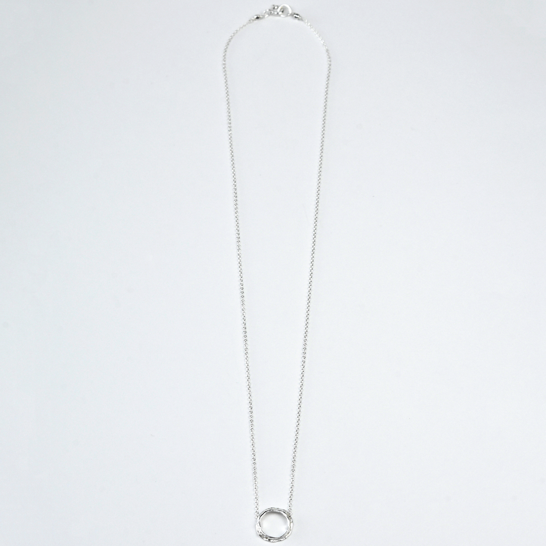 Mini Silver Opihi Circle Necklace - Goldmakers Fine Jewelry