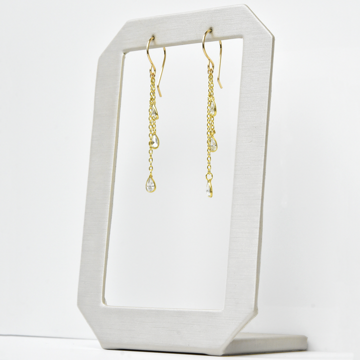 Mini Teardrop Bezel Chain Earrings - Goldmakers Fine Jewelry