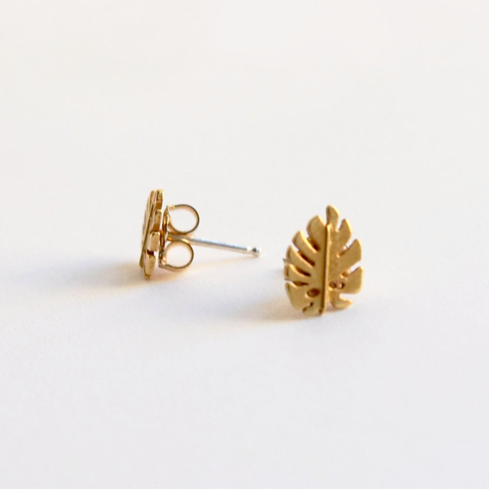 Golden Leaf Stud Earrings - Goldmakers Fine Jewelry