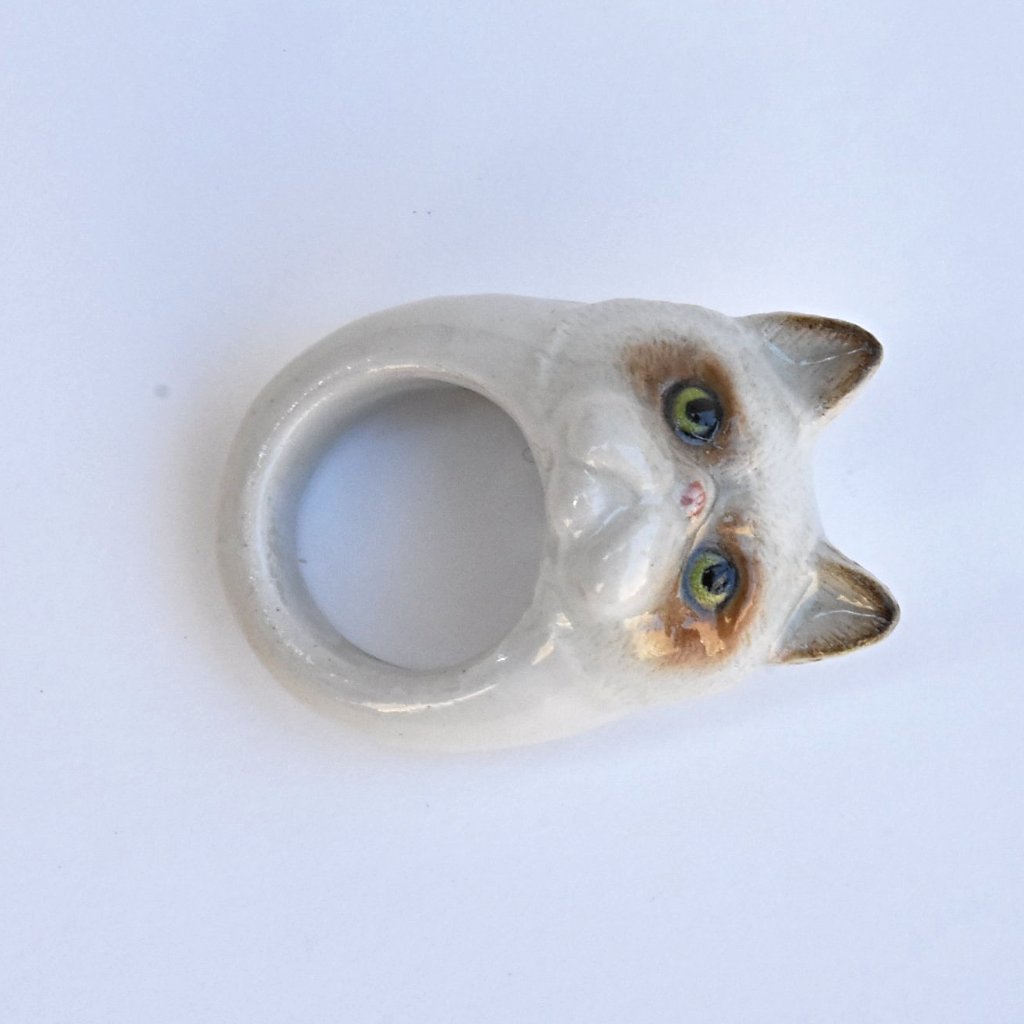 Celebrity Cat Ring - Goldmakers Fine Jewelry