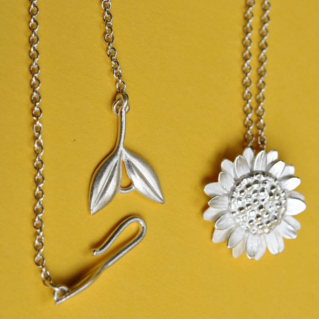 Sunflower Necklace - Goldmakers Fine Jewelry