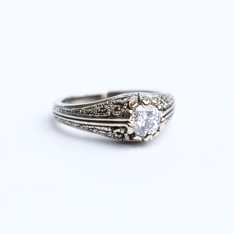 Diamond Engagement Ring in Vintage Style - Goldmakers Fine Jewelry