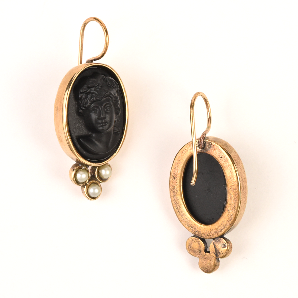 Medium Jet Glass Cameo Earrings - Goldmakers Fine Jewelry
