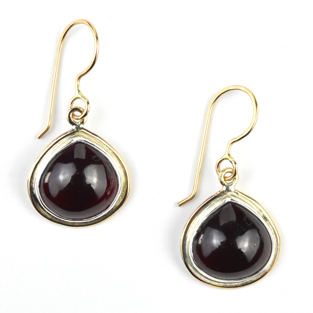 Garnet teardrop earrings 2025