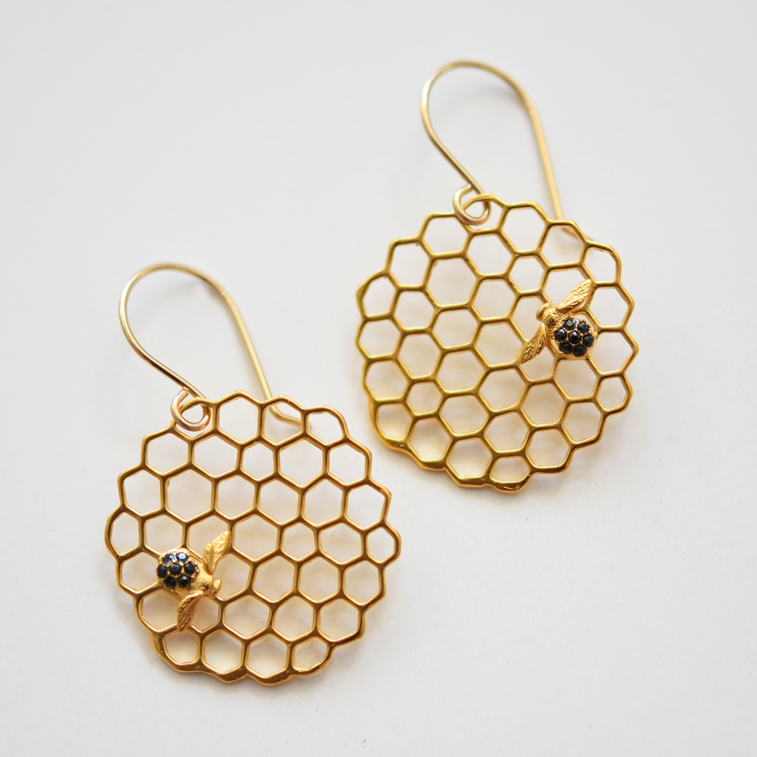 Honeycomb Bee Earrings - Goldmakers Fine Jewelry
