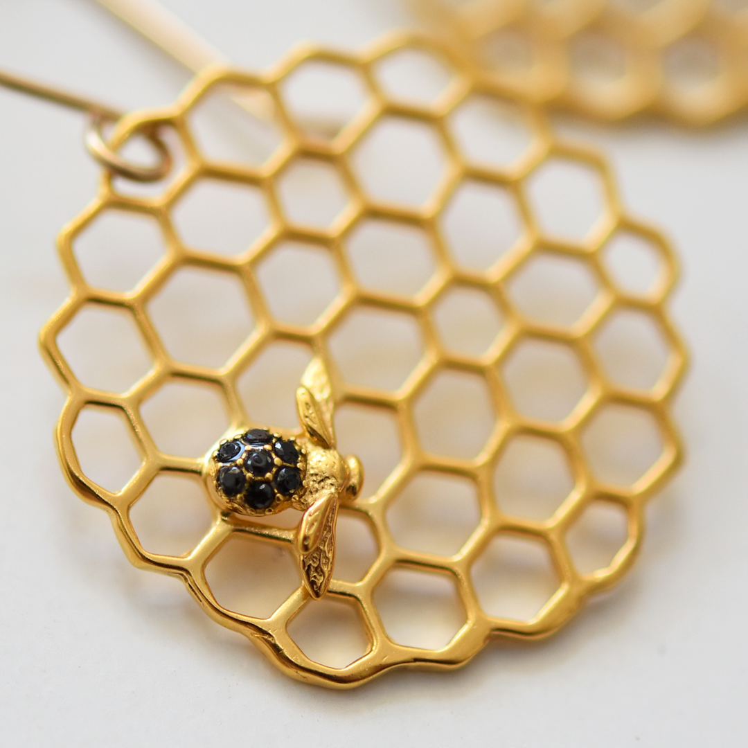 Honeycomb Bee Earrings - Goldmakers Fine Jewelry
