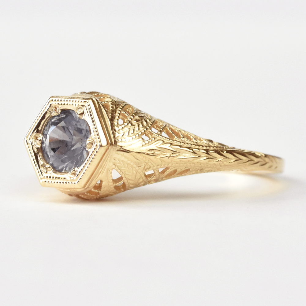 Montana Sapphire Wheat Filigree Ring in 14k Yellow Gold - Goldmakers Fine Jewelry