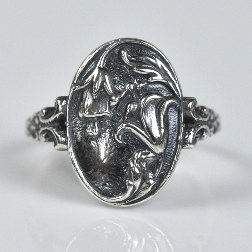 Fuschia Ring in Sterling Silver - Goldmakers Fine Jewelry