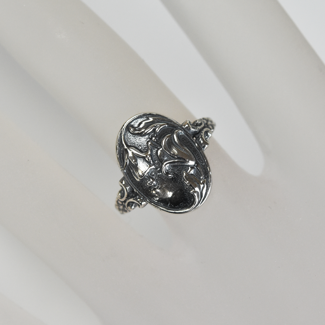 Fuschia Ring in Sterling Silver - Goldmakers Fine Jewelry