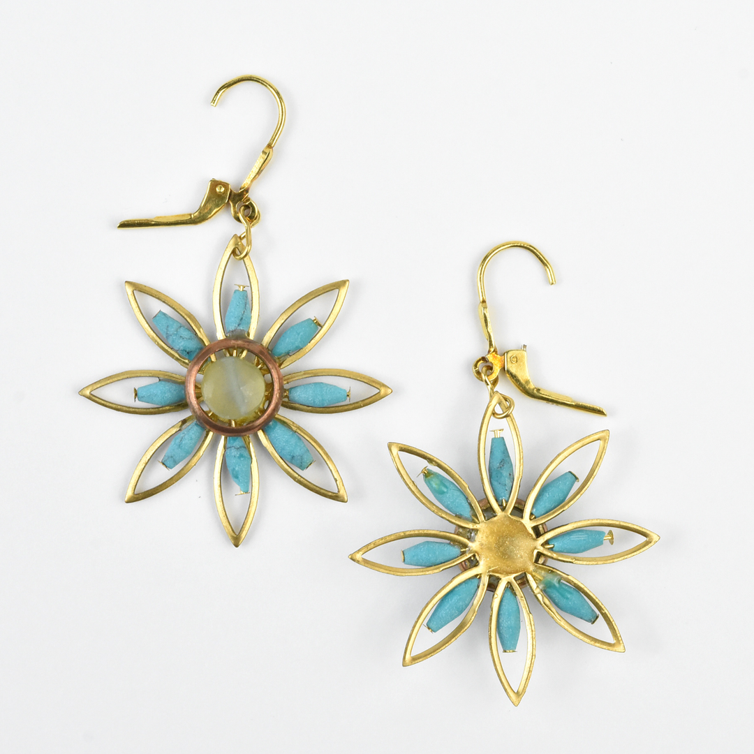 Beaded Daisy Earrings - Goldmakers Fine Jewelry