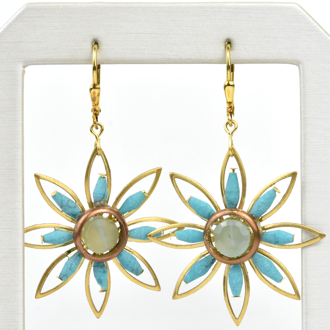 Beaded Daisy Earrings - Goldmakers Fine Jewelry