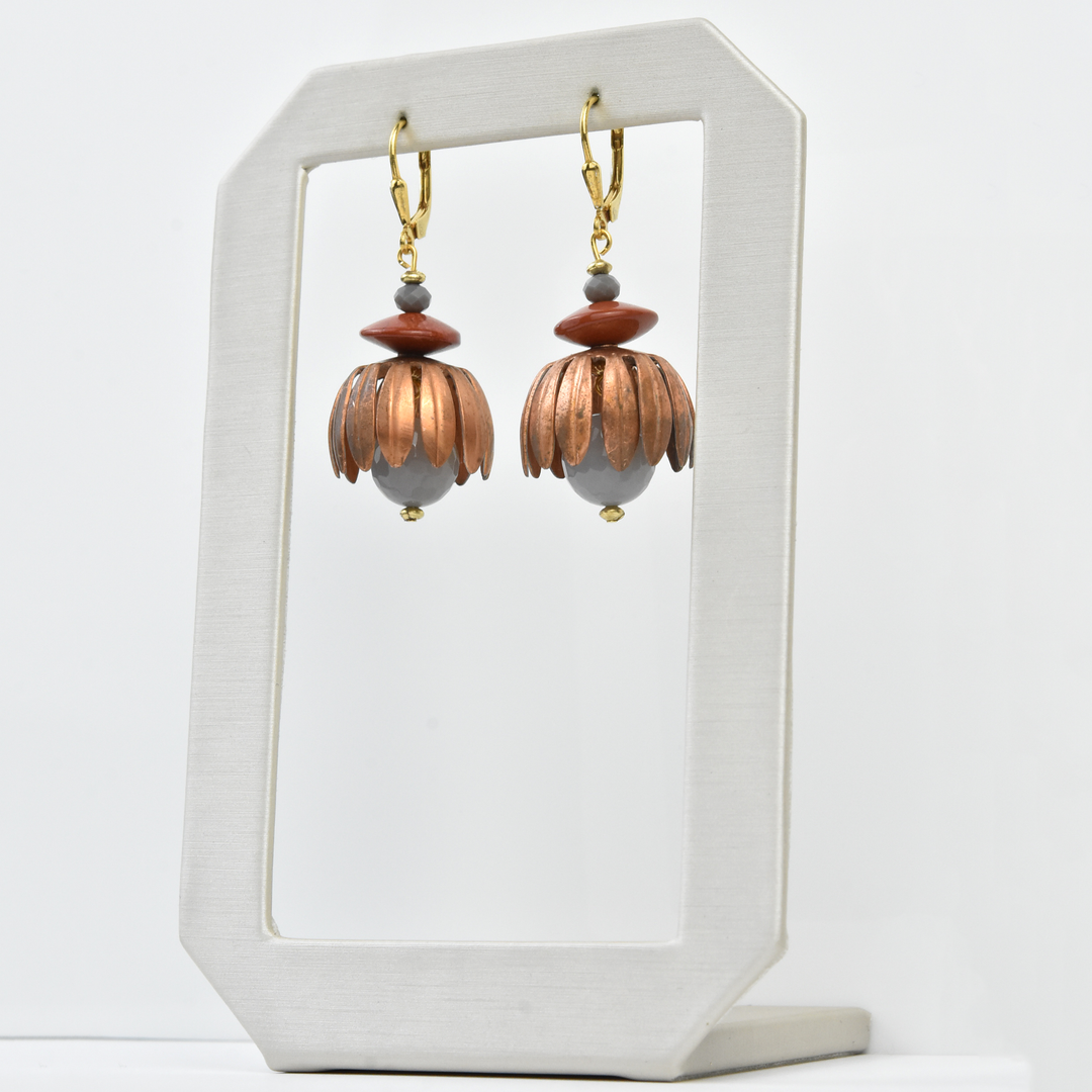 Upsidedown Flower Earrings - Goldmakers Fine Jewelry