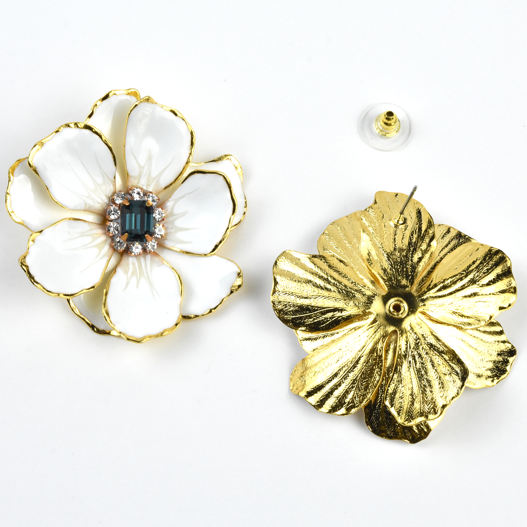 White Sapphire Jewel Box Earrings - Goldmakers Fine Jewelry