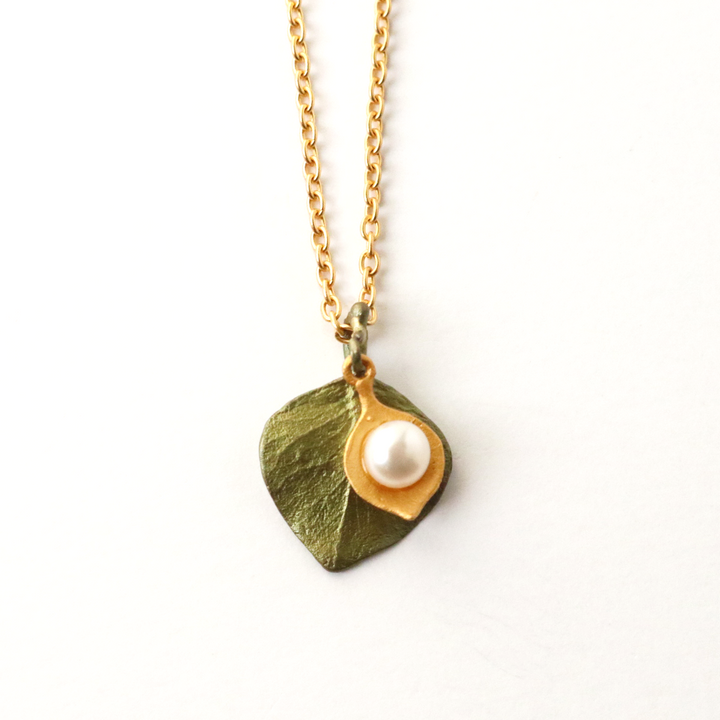 Round Leaf Eucalyptus Necklace - Goldmakers Fine Jewelry