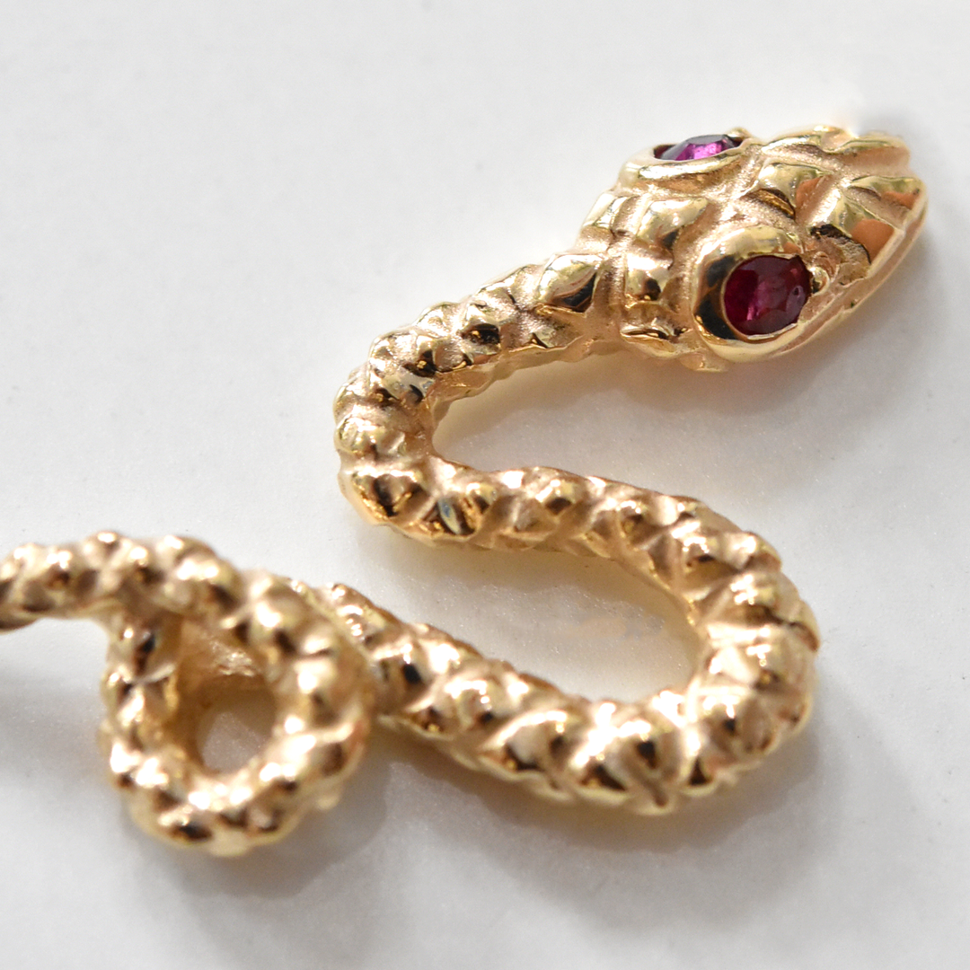 Serpent Collar in Gold With Ruby Eyes - Goldmakers Fine Jewelry