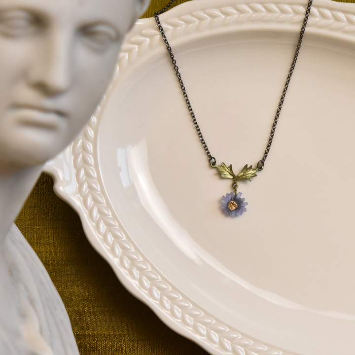 Dainty Aster Necklace - Goldmakers Fine Jewelry
