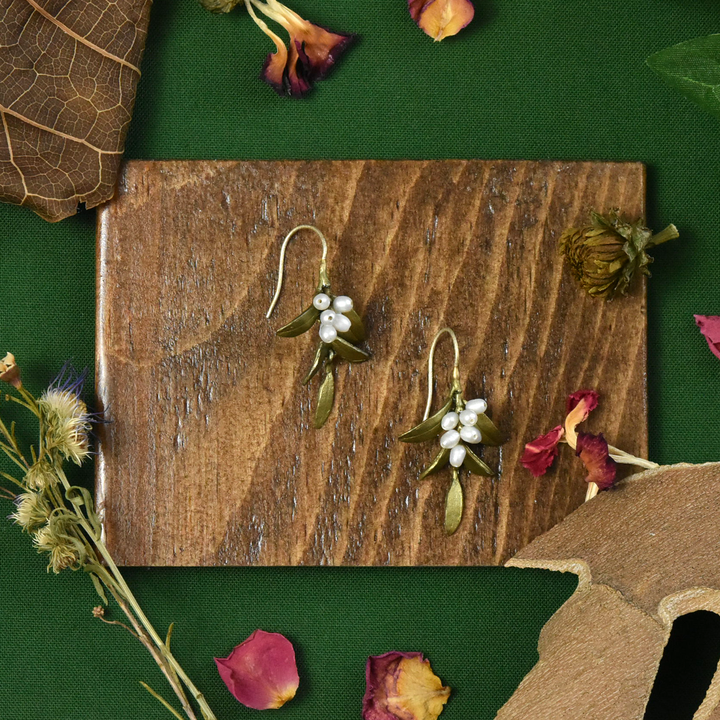 Flowering Myrtle Earrings - Goldmakers Fine Jewelry