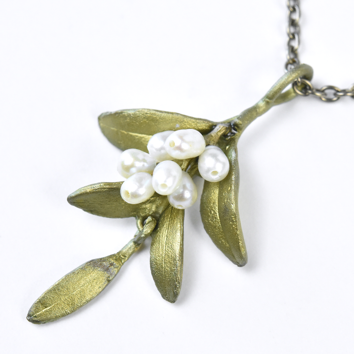 Flowering Myrtle Necklace - Goldmakers Fine Jewelry