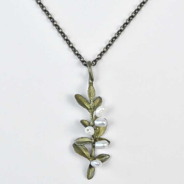 Flowering Thyme Pendant Necklace - Goldmakers Fine Jewelry