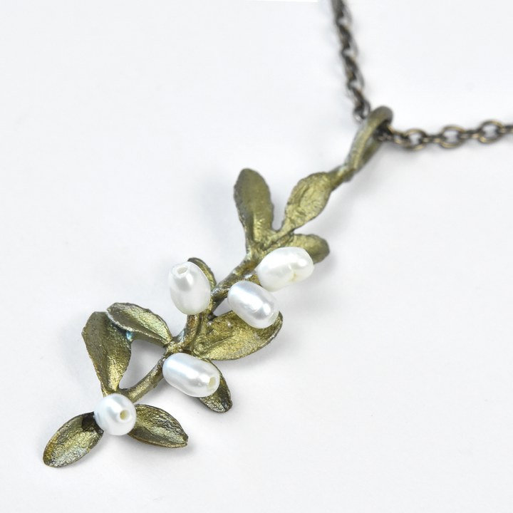 Flowering Thyme Pendant Necklace - Goldmakers Fine Jewelry